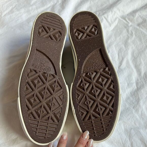 Converse Black Sneakers with White Rubber Toe Cap and Laces - Picture 5 of 8